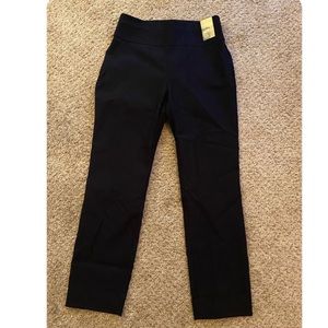 New York & Company The Whitney Pull on Crop Pant